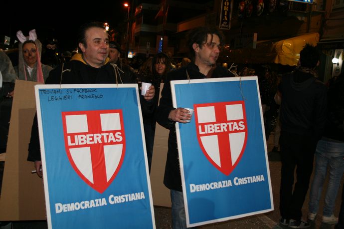 Ingrandisci la foto